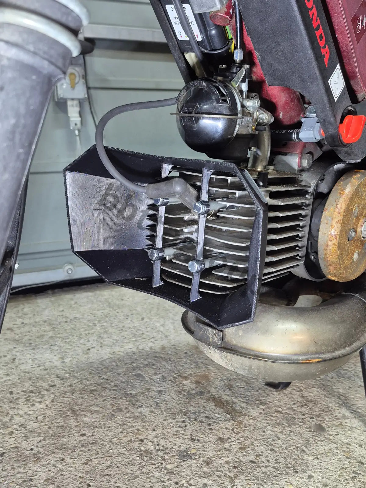 Babetta forced cooling deflector