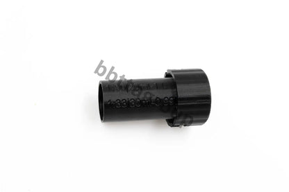 Pump cap with oil measuring cup