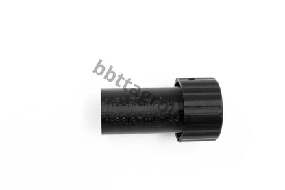 Pump cap with oil measuring cup