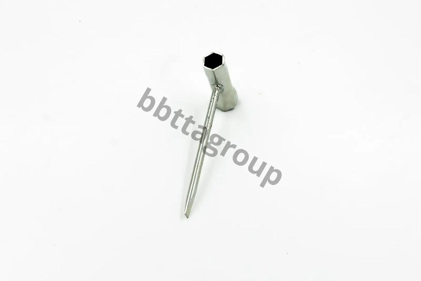 Spark plug wrench with screwdriver